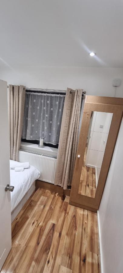 Beautiful Rooms With Free On Street Parking In Sydenham London Eksteriør bilde